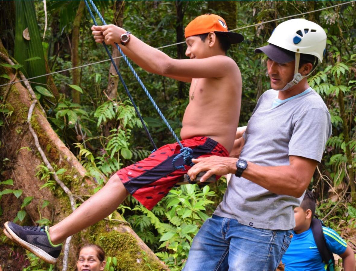 Posada Rio Celeste La Amistad Екстериор снимка