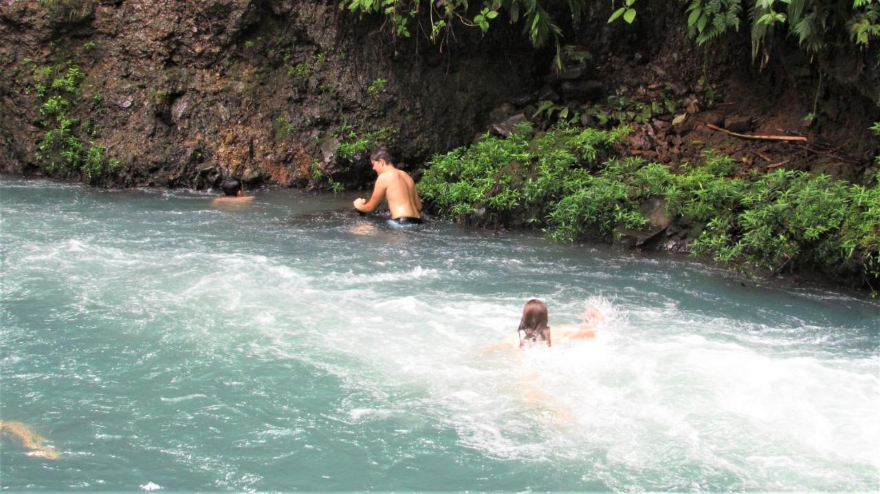 Posada Rio Celeste La Amistad Екстериор снимка