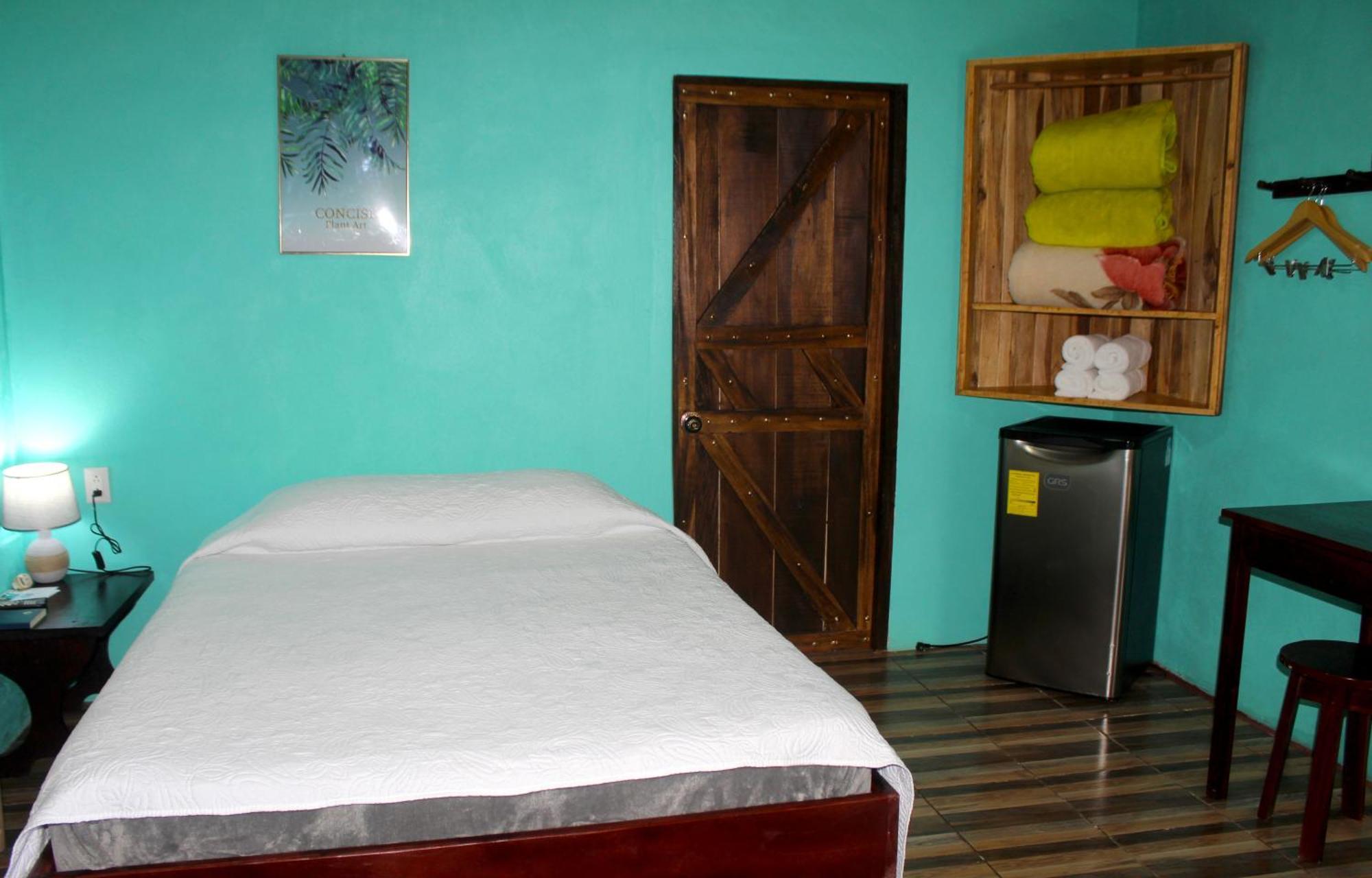 Posada Rio Celeste La Amistad Екстериор снимка