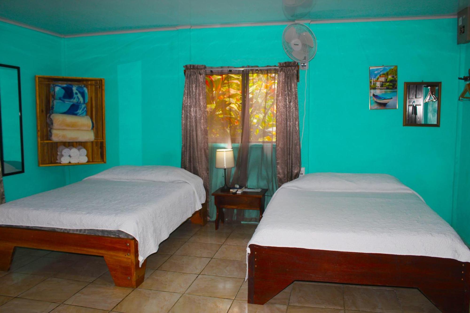 Posada Rio Celeste La Amistad Екстериор снимка